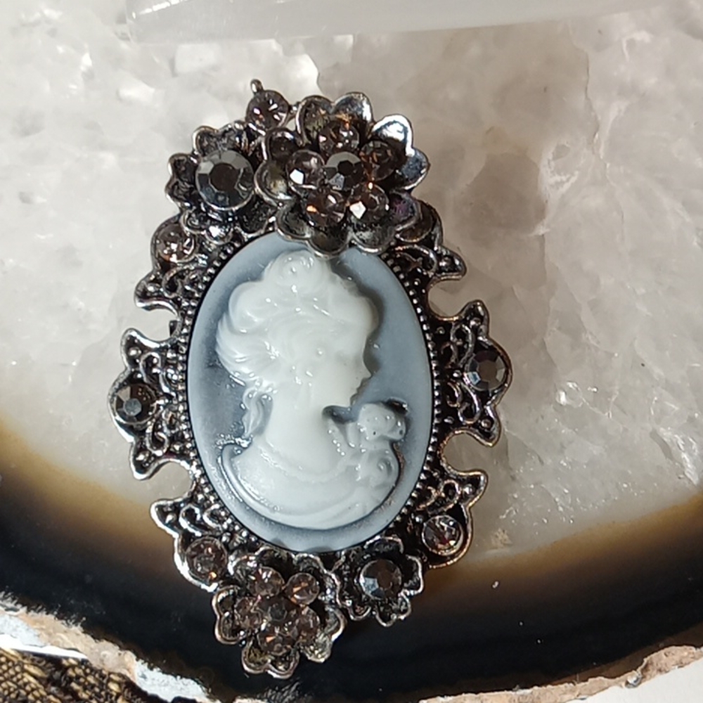 CAMEO